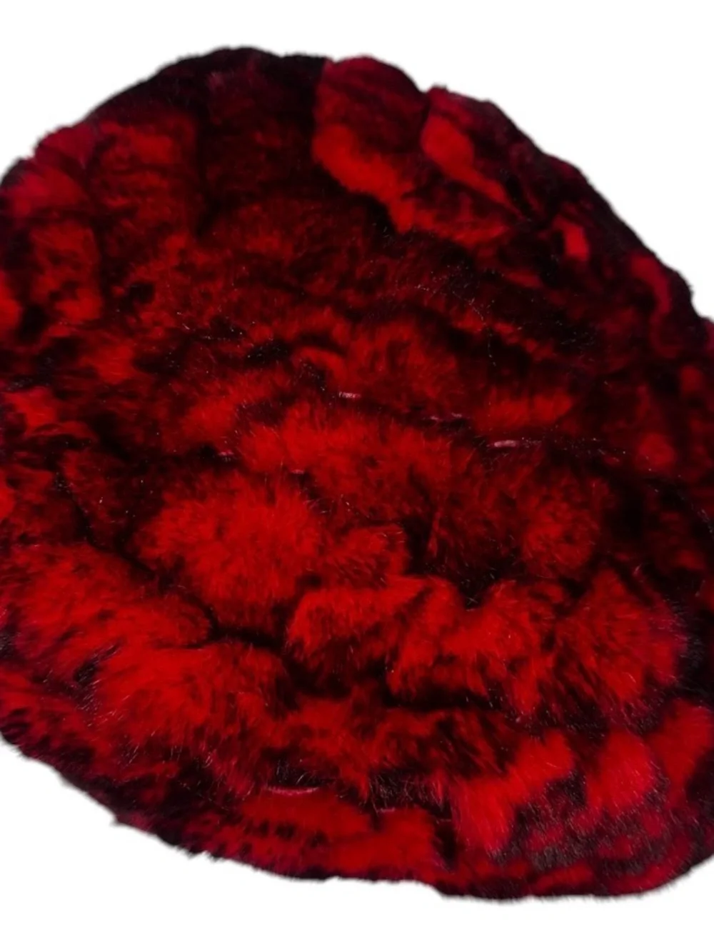 N/A red knitted